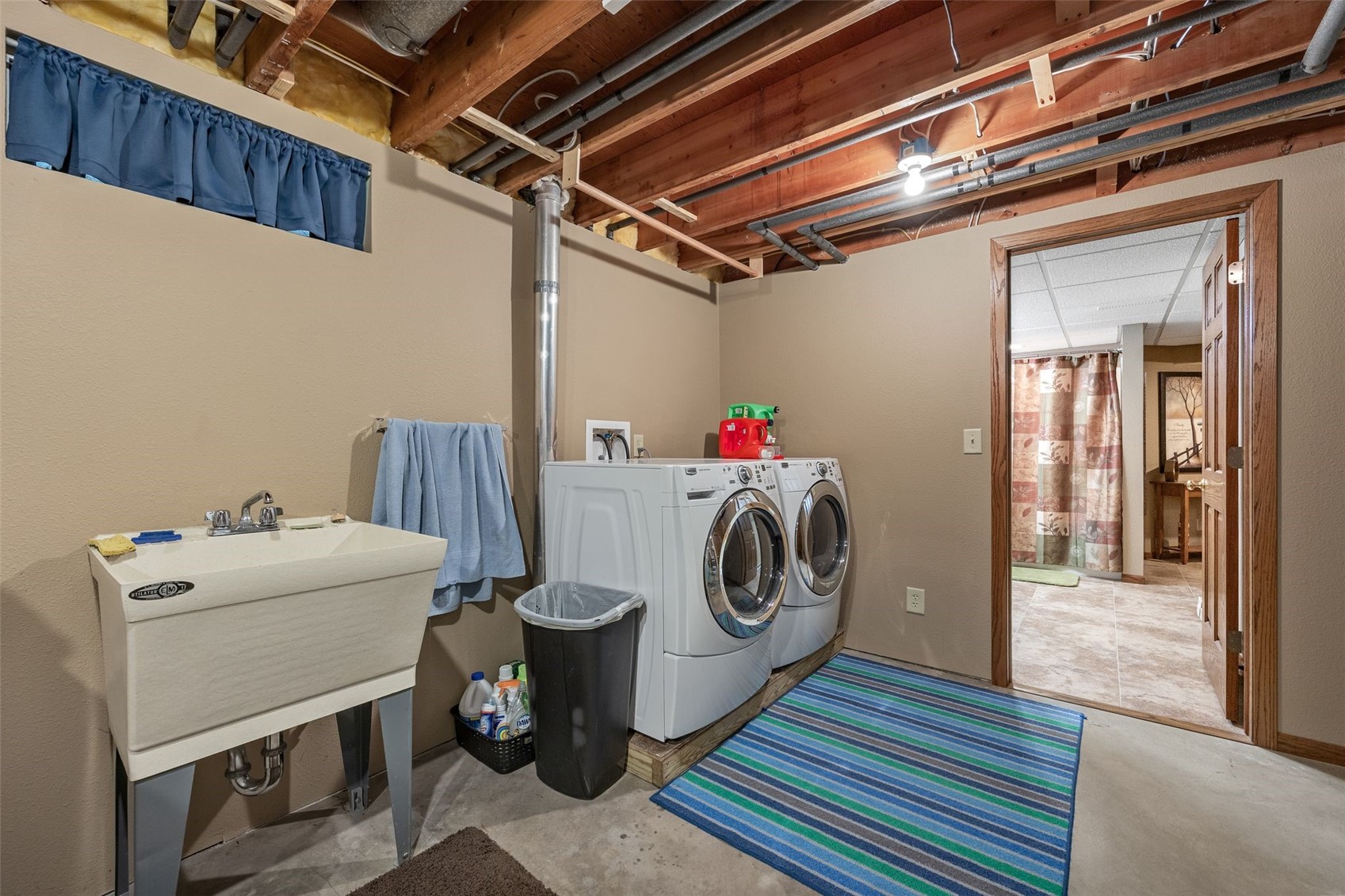 7249 Benton Linn Road Cedar Rapids IA 52404