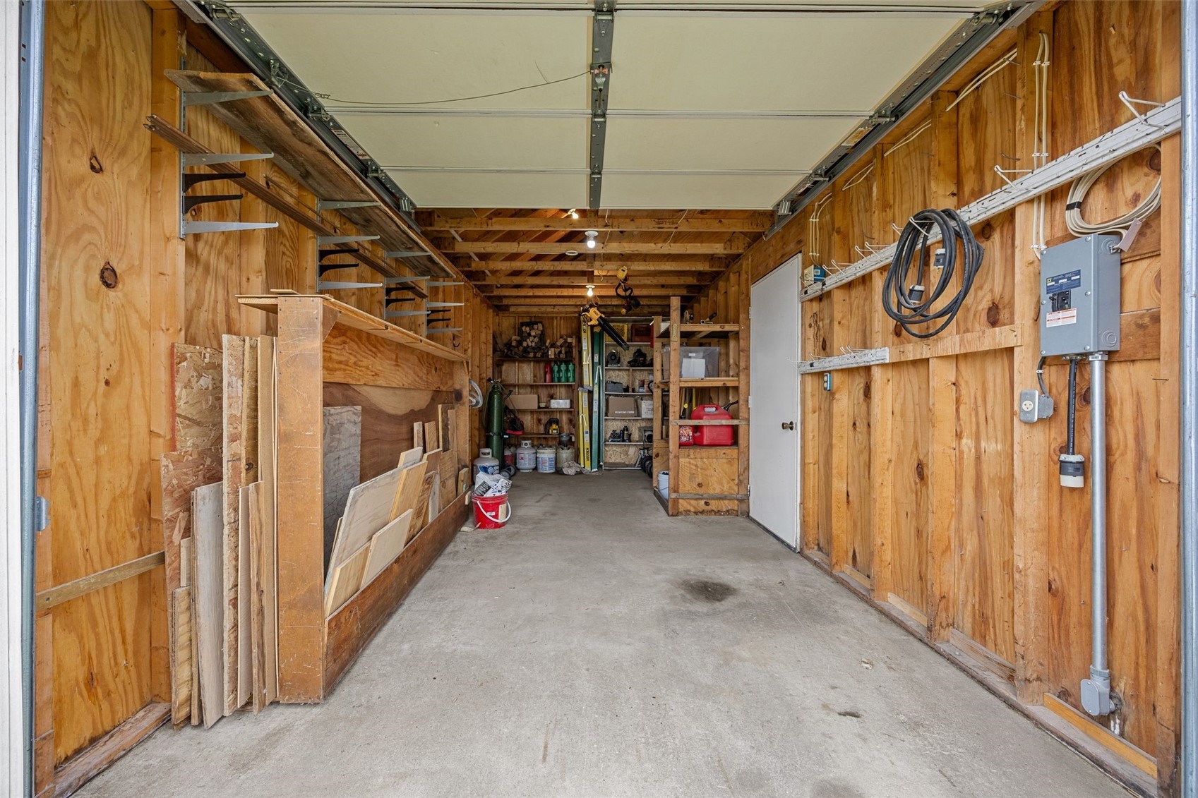 7249 Benton Linn Road Cedar Rapids IA 52404