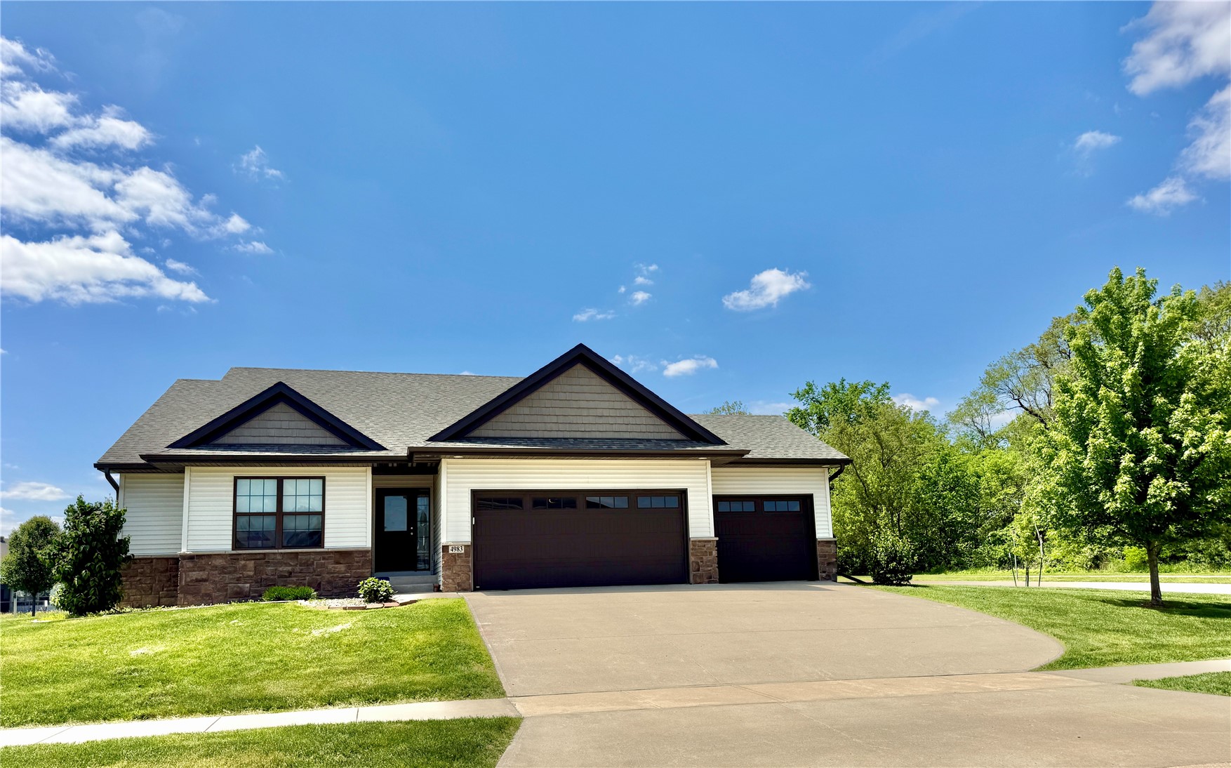 4983 Preston Lane Iowa City IA 52246
