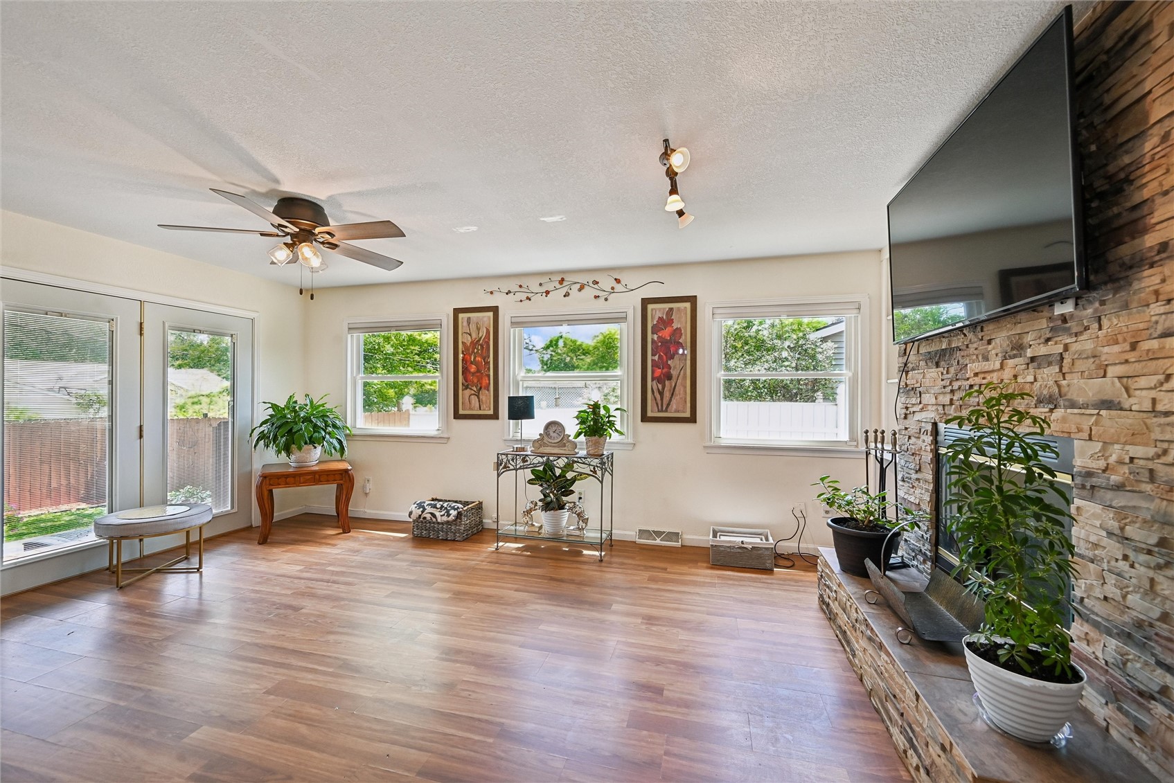 4500 Ozark Street NE Cedar Rapids IA 52402