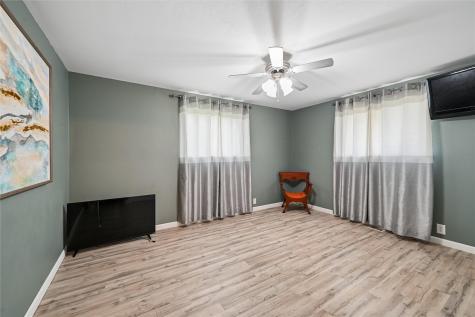 4500 Ozark Street NE Cedar Rapids IA 52402