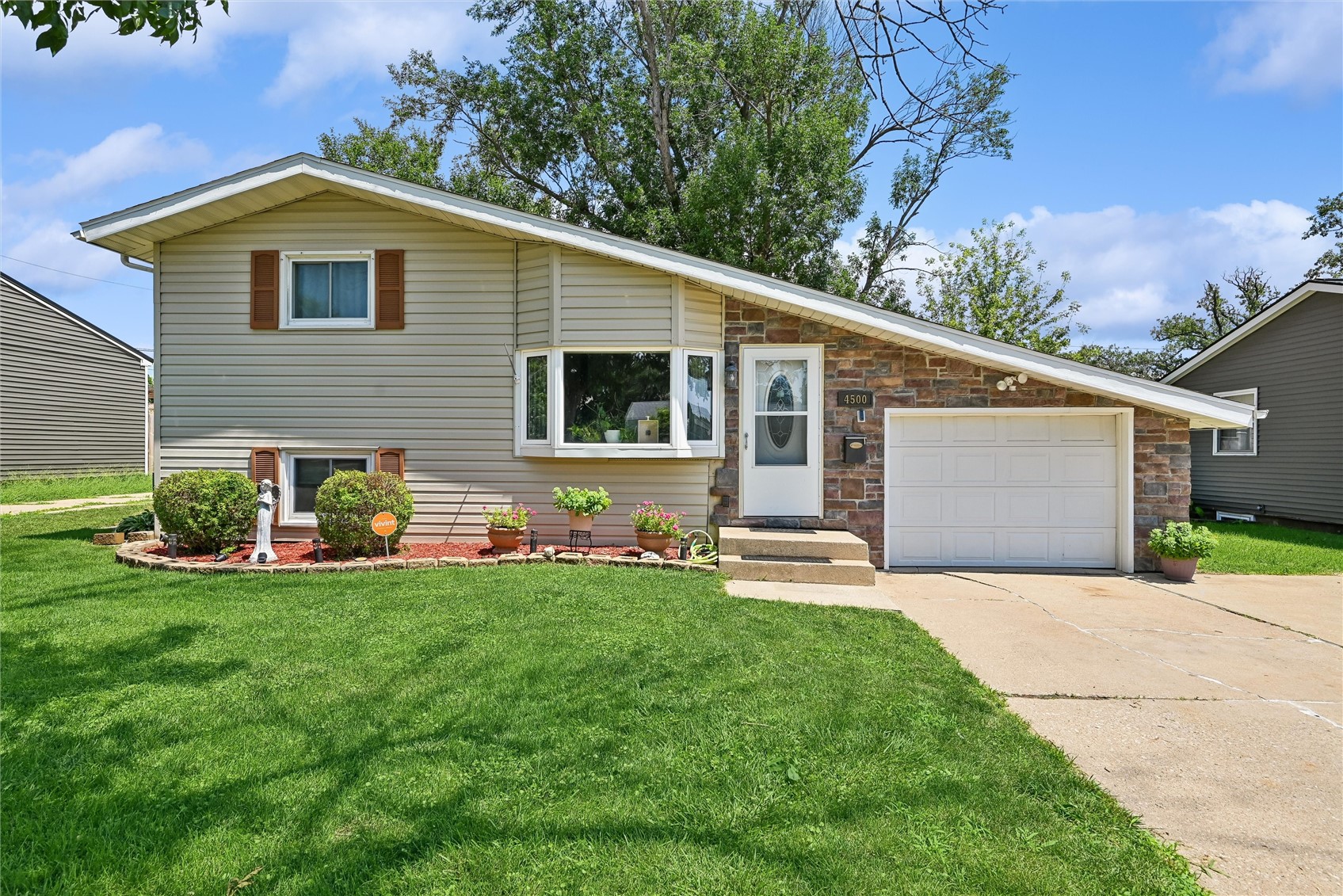 4500 Ozark Street NE Cedar Rapids IA 52402