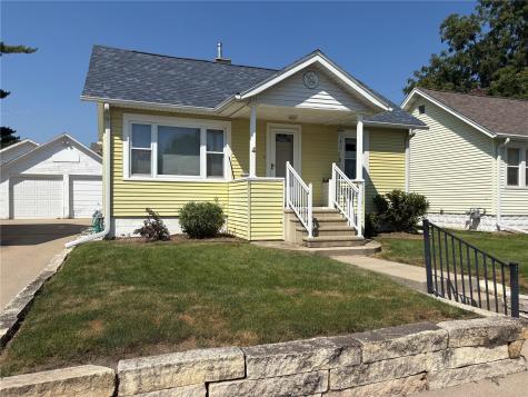 1224 11th Street NW Cedar Rapids IA 52405