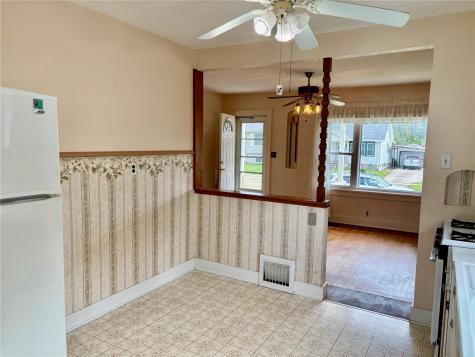 1224 11th Street NW Cedar Rapids IA 52405
