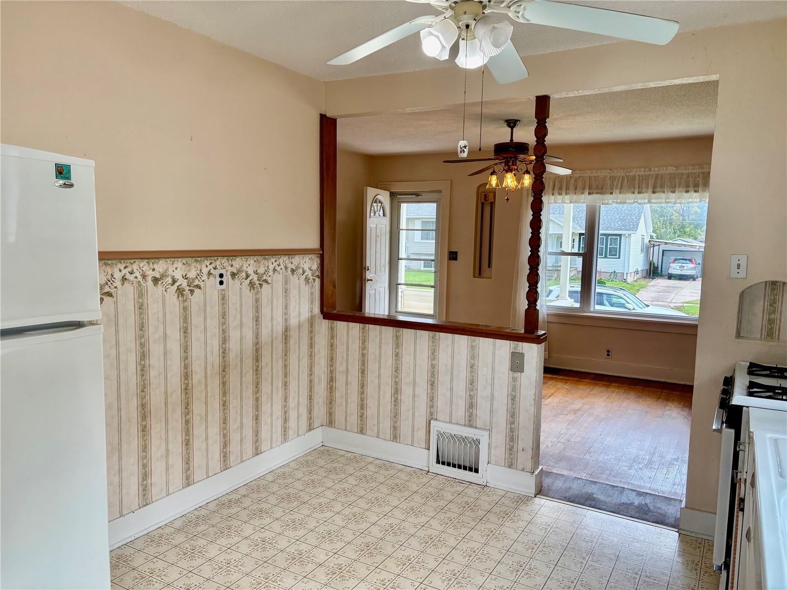 1224 11th Street NW Cedar Rapids IA 52405