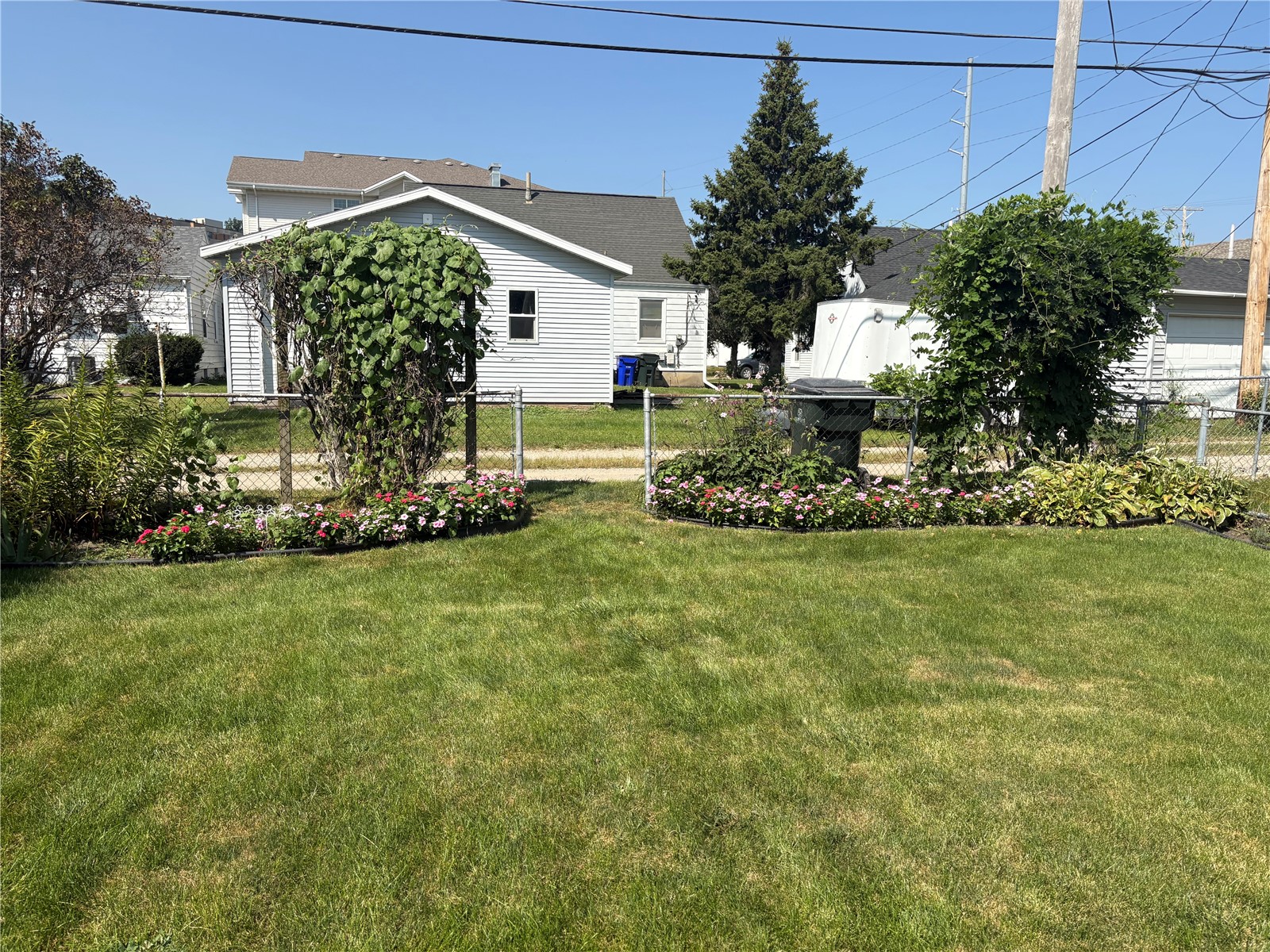 1224 11th Street NW Cedar Rapids IA 52405
