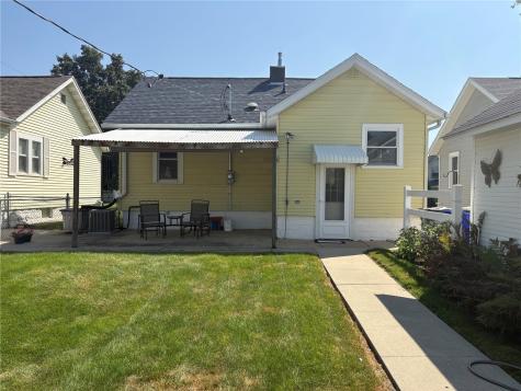 1224 11th Street NW Cedar Rapids IA 52405