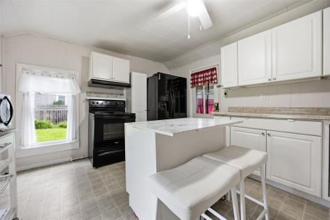 620 N Marion Avenue Washington IA 52353