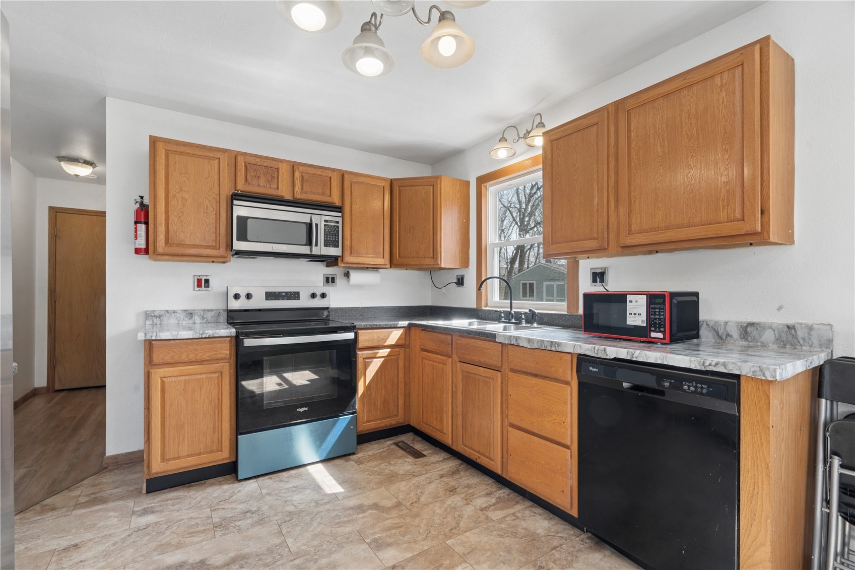 129 Northwood Drive Hiawatha IA 52233