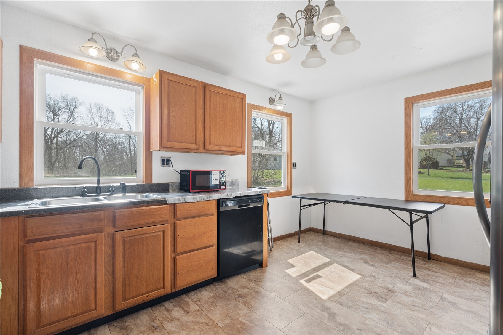 129 Northwood Drive Hiawatha IA 52233