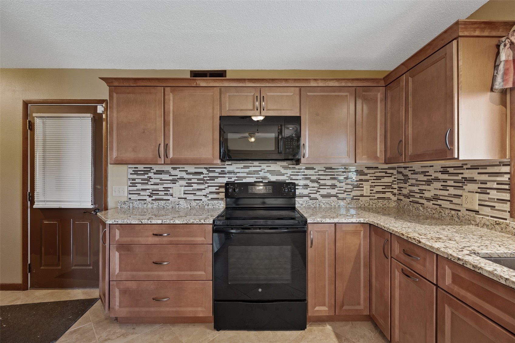 409 W 1st Street Mechanicsville IA 52306