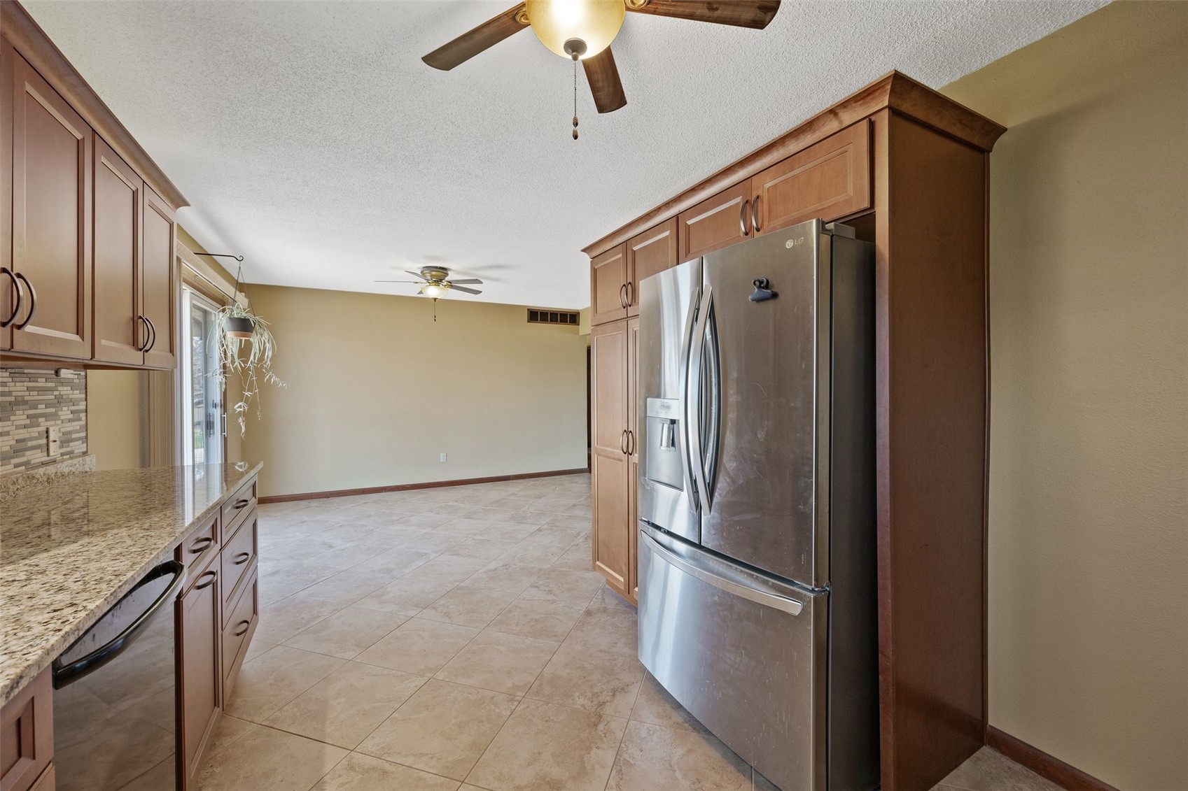 409 W 1st Street Mechanicsville IA 52306
