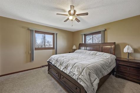 409 W 1st Street Mechanicsville IA 52306