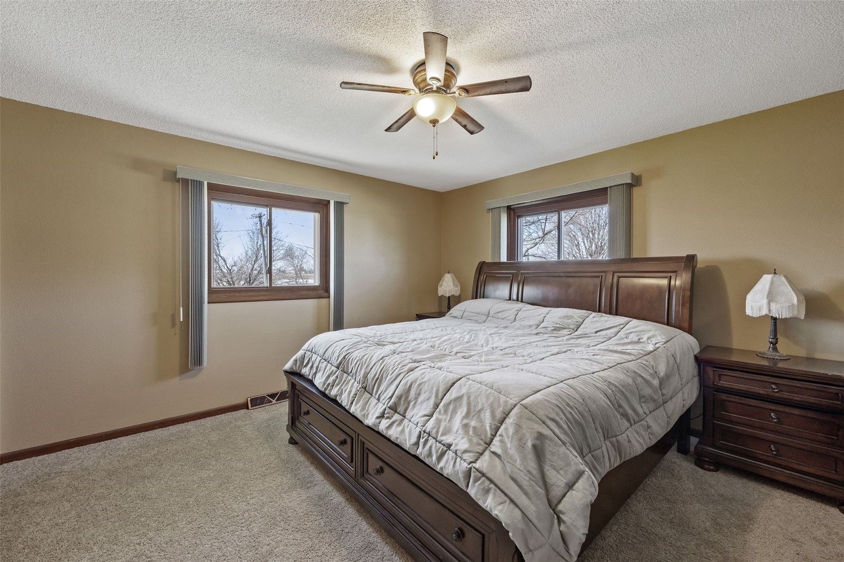 409 W 1st Street Mechanicsville IA 52306