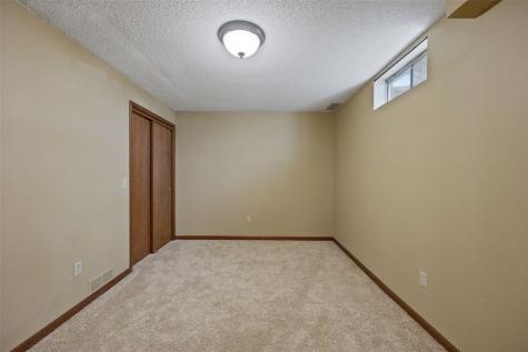 409 W 1st Street Mechanicsville IA 52306