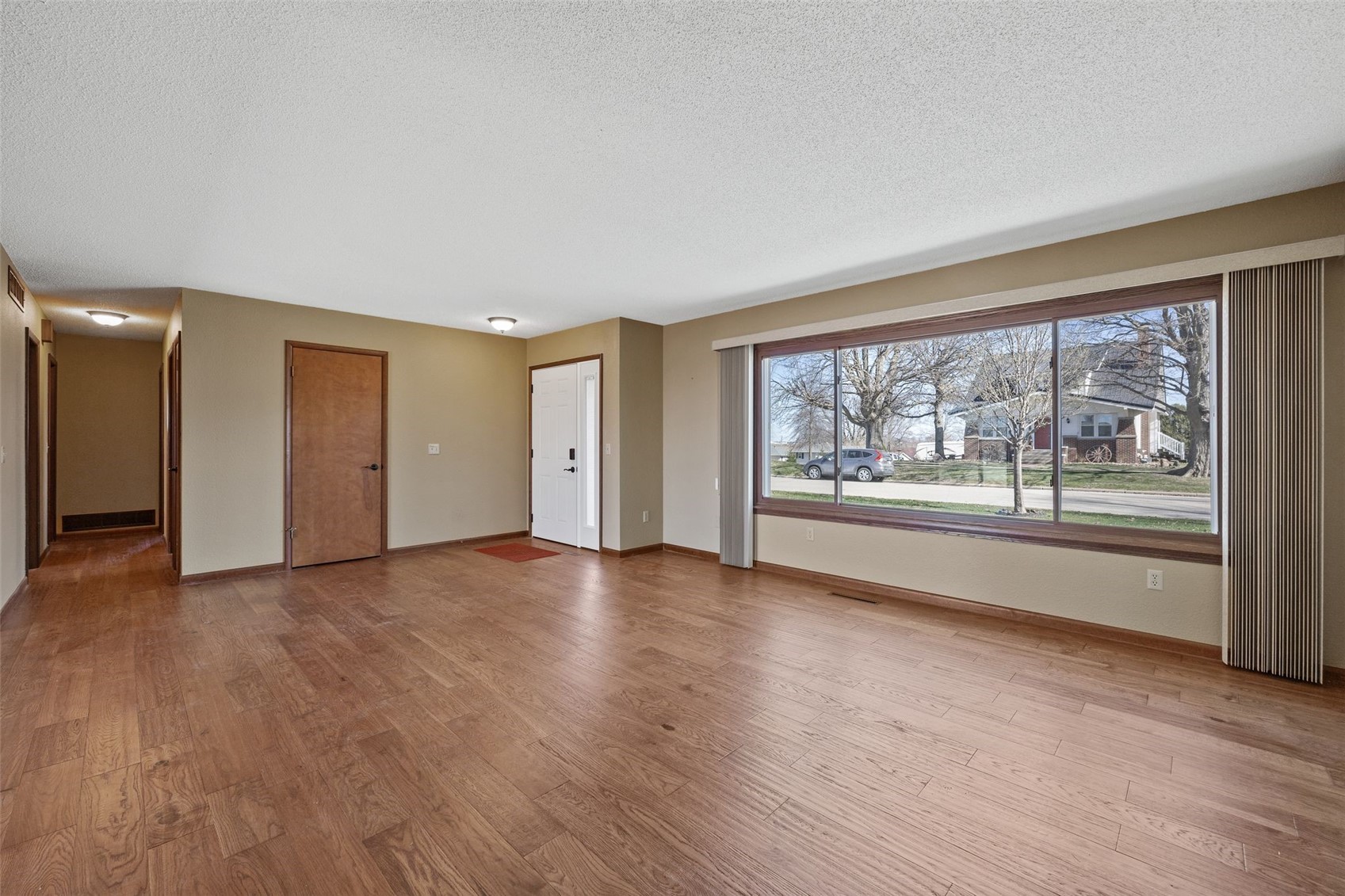 409 W 1st Street Mechanicsville IA 52306