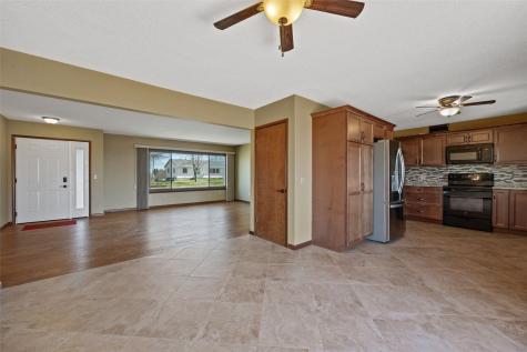 409 W 1st Street Mechanicsville IA 52306