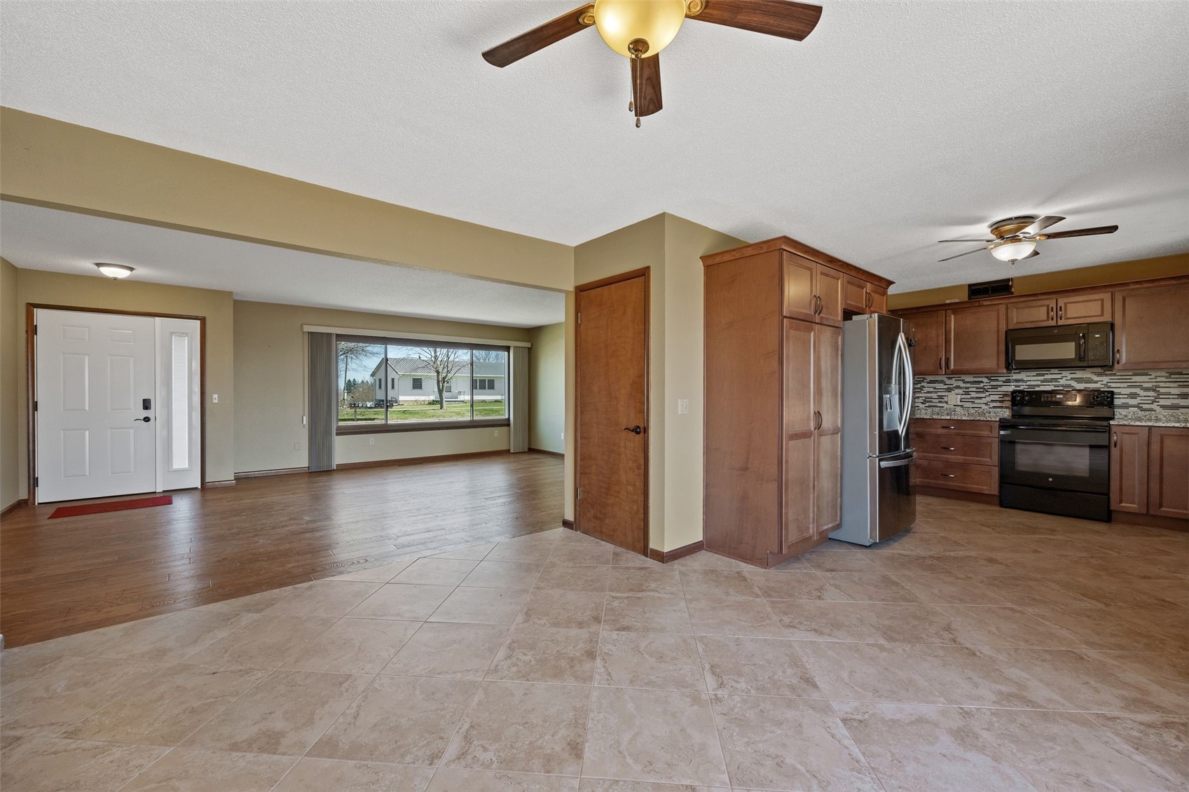 409 W 1st Street Mechanicsville IA 52306