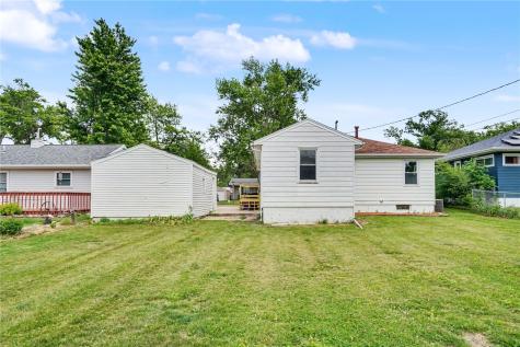 1430 8th Street Marion IA 52302
