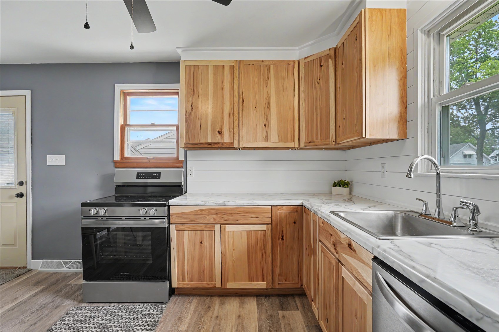1430 8th Street Marion IA 52302