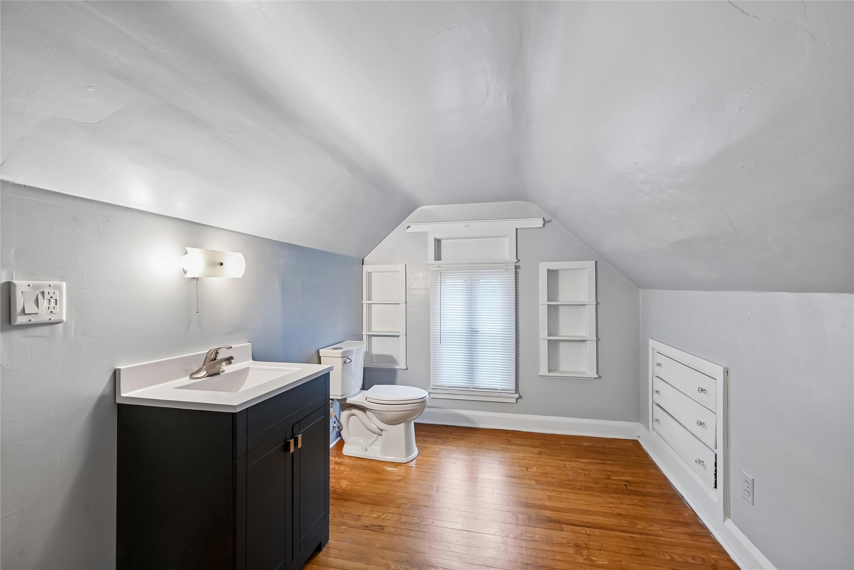 704 15th Street Belle Plaine IA 52208