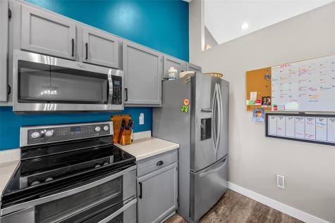 3340 London Way Marion IA 52302