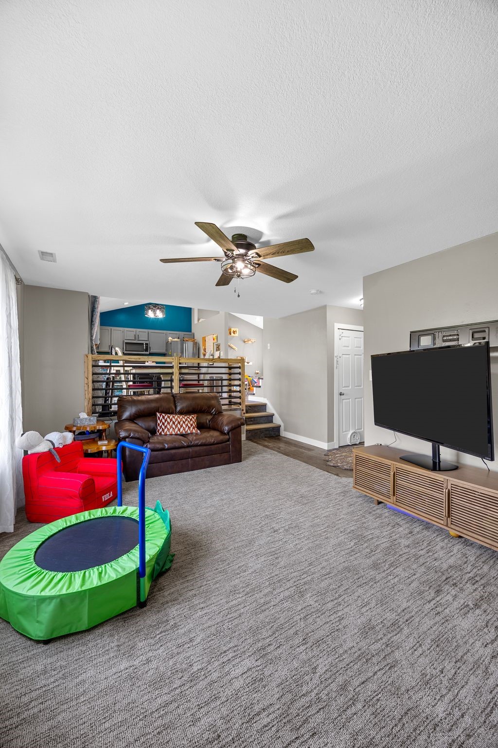 3340 London Way Marion IA 52302