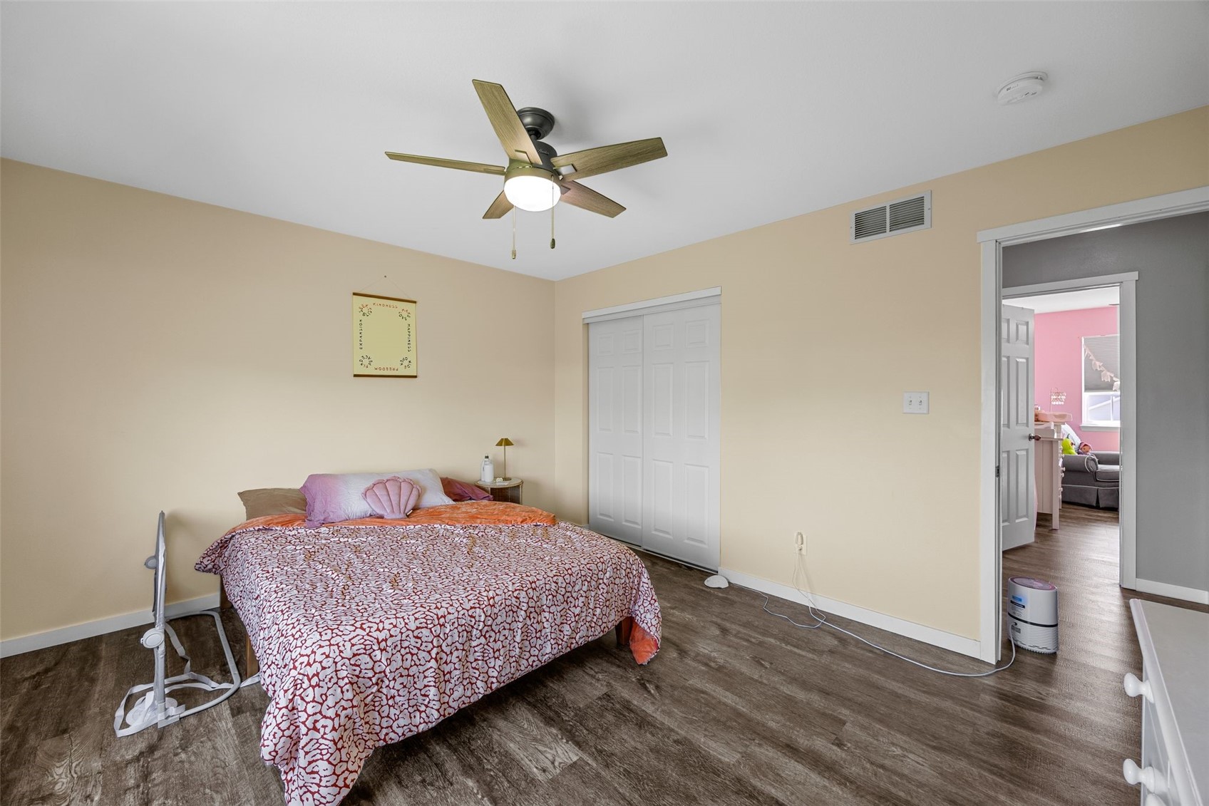 3340 London Way Marion IA 52302