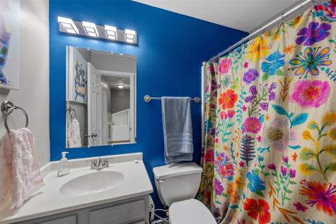 3340 London Way Marion IA 52302