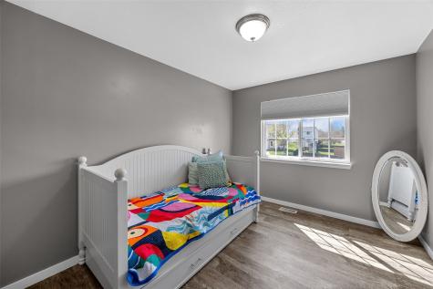 3340 London Way Marion IA 52302
