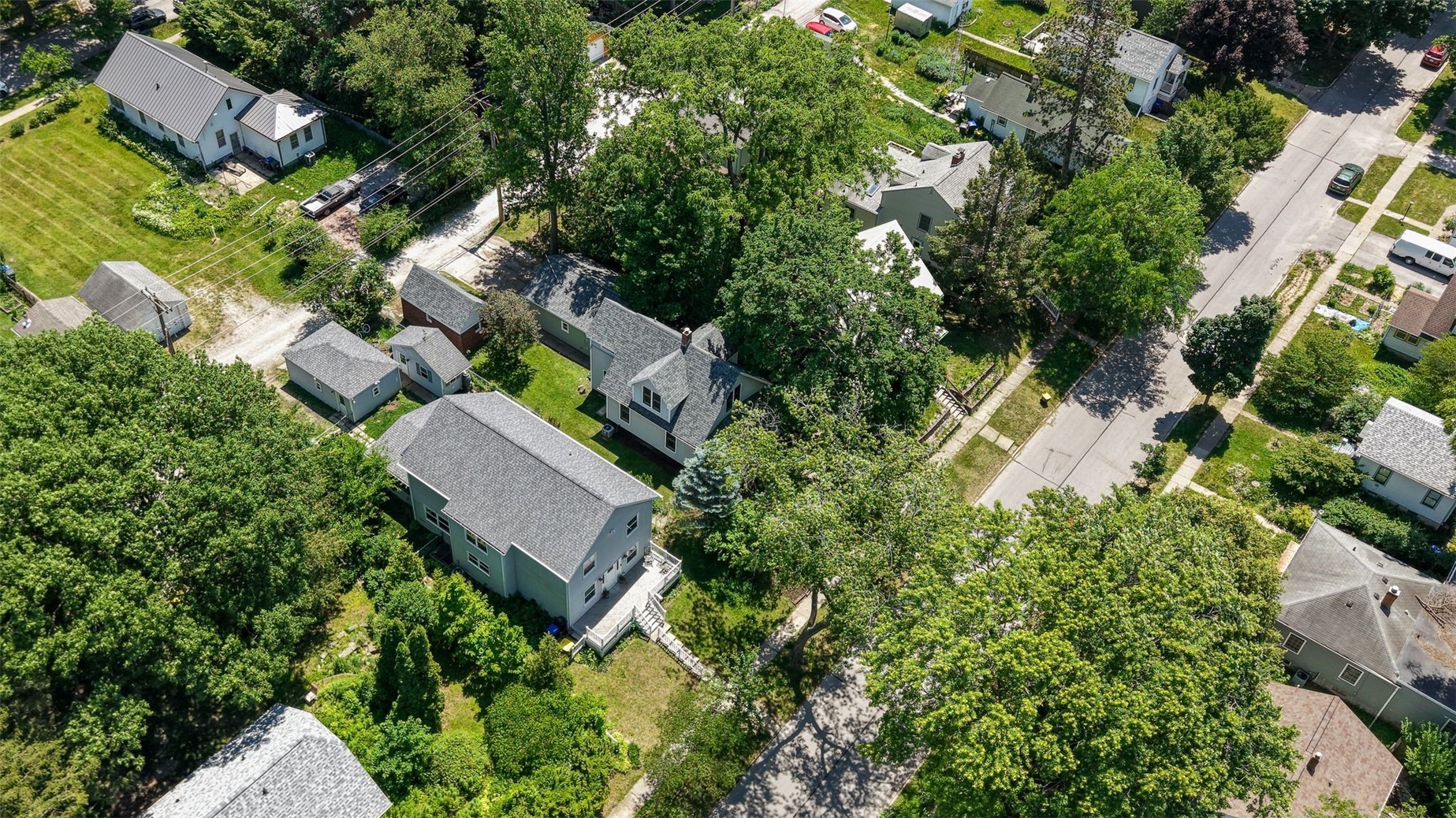 818 Rundell Street Iowa City IA 52240