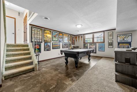 213 Maple Street Olin IA 52320