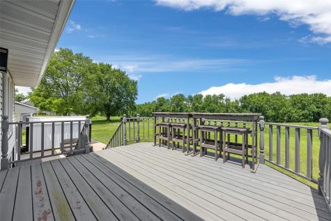 213 Maple Street Olin IA 52320