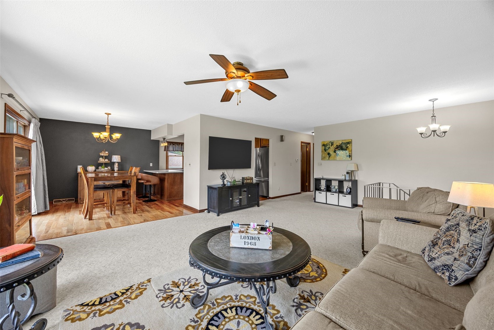 213 Maple Street Olin IA 52320