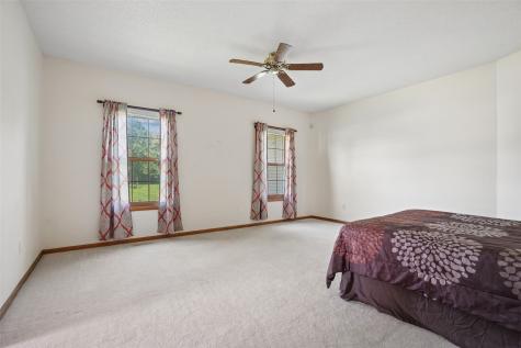312 Brougham Court Robins IA 52328