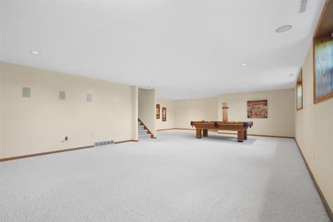 312 Brougham Court Robins IA 52328
