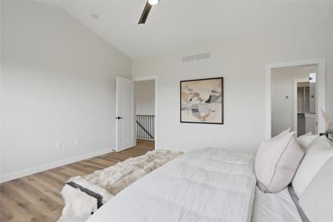 230 Howard Avenue NW Swisher IA 52338