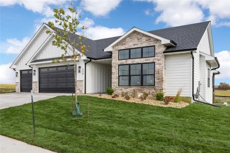 230 Howard Avenue NW Swisher IA 52338