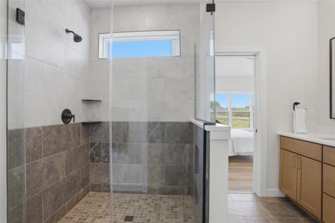 230 Howard Avenue NW Swisher IA 52338