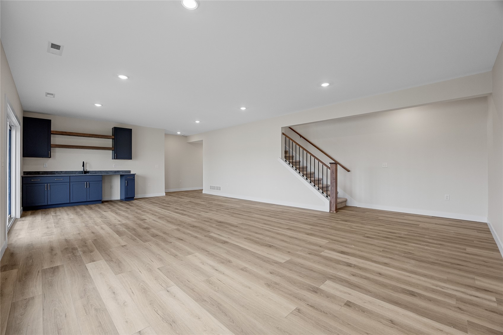 230 Howard Avenue NW Swisher IA 52338