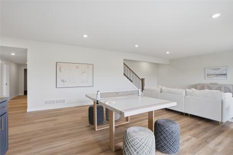 230 Howard Avenue NW Swisher IA 52338
