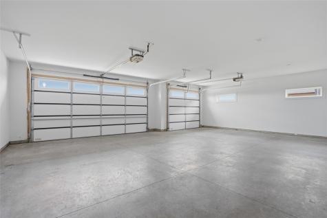 230 Howard Avenue NW Swisher IA 52338