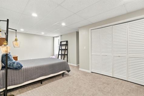 4440 Schultz Road Center Point IA 52213