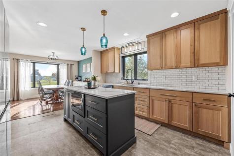 4440 Schultz Road Center Point IA 52213