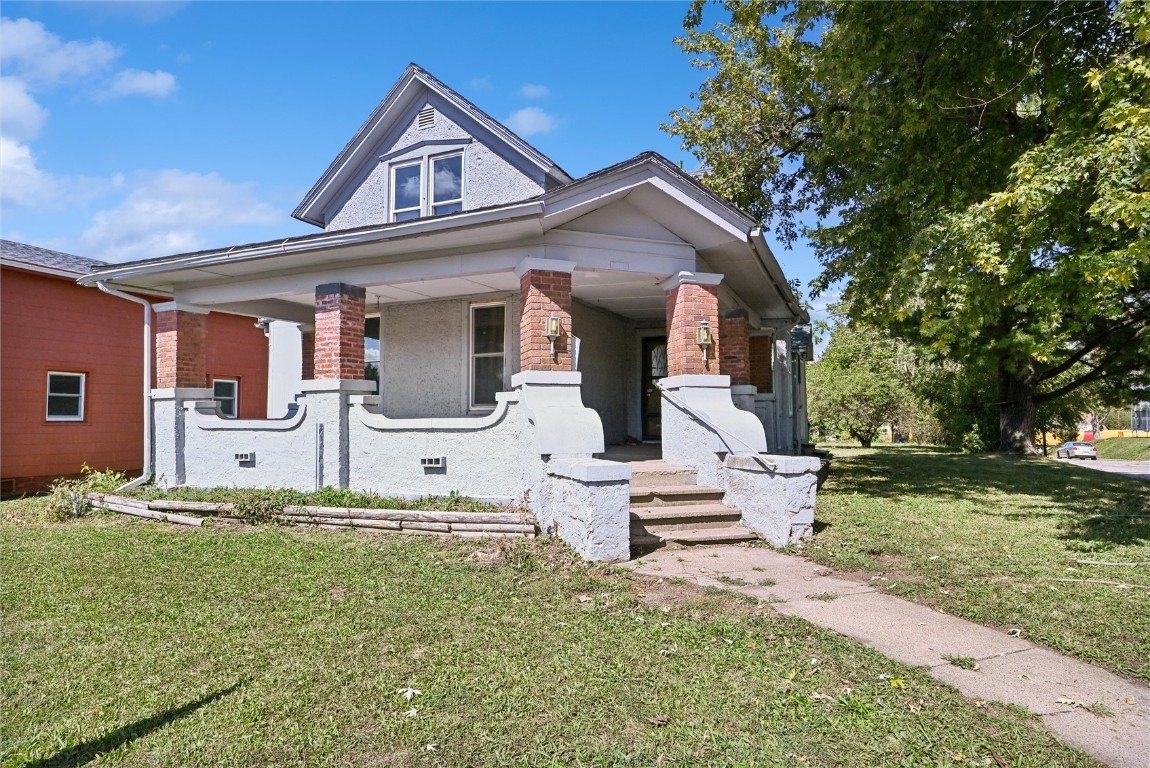 1424 11th Street SW Cedar Rapids IA 52404