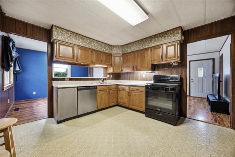 14262 270th Avenue IA 52335