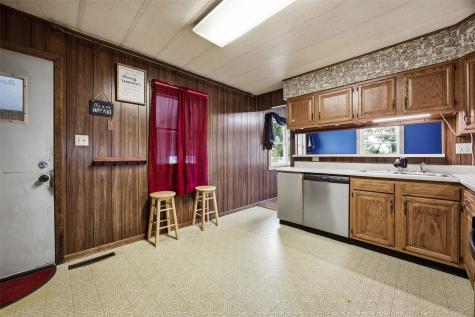 14262 270th Avenue IA 52335