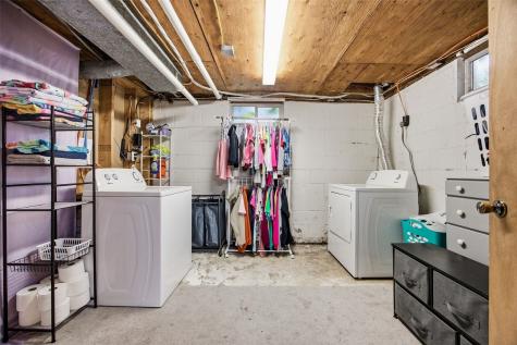 14262 270th Avenue IA 52335