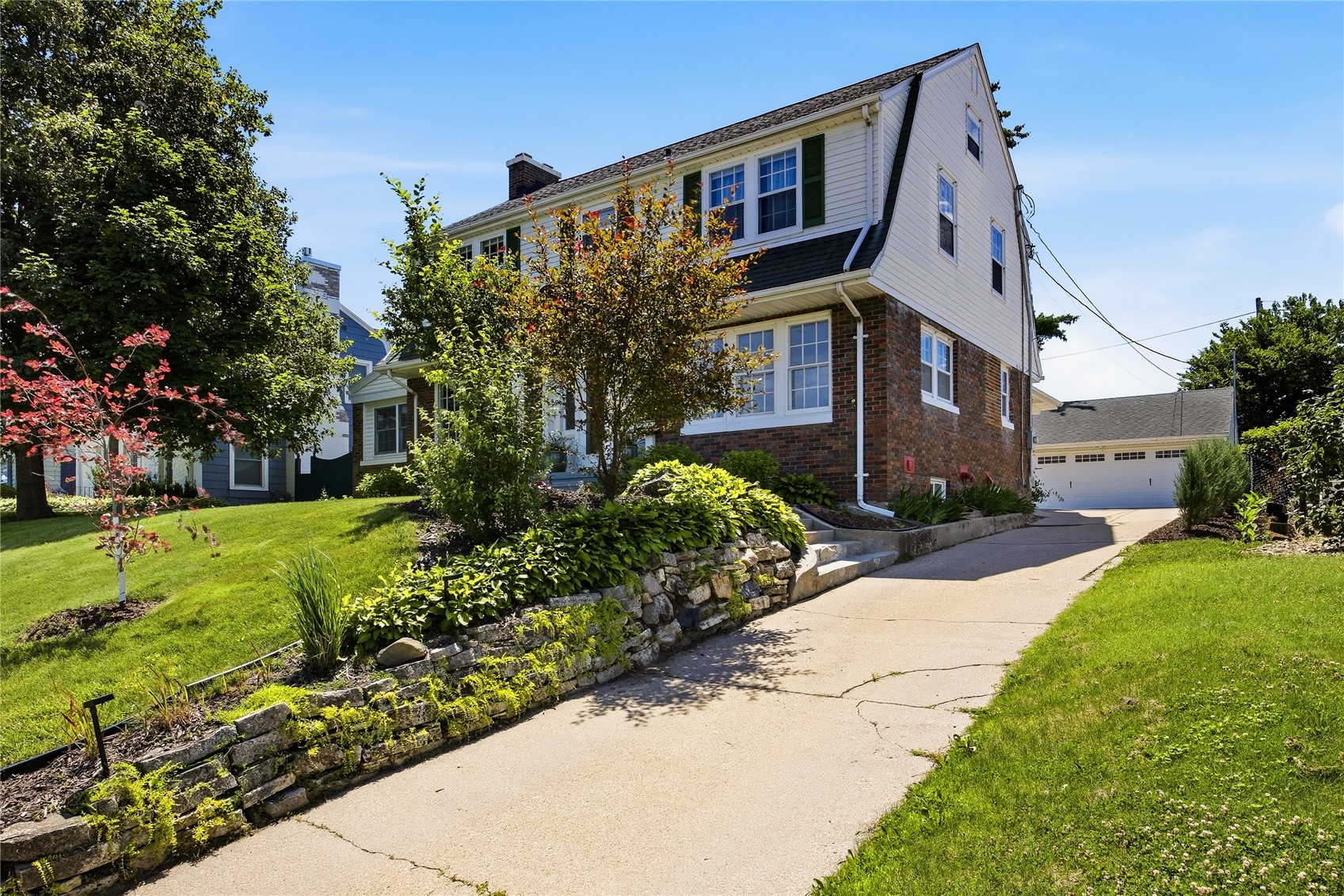 245 23rd Street Drive SE Cedar Rapids IA 52403