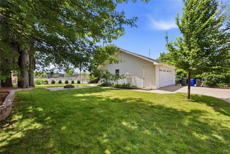 245 23rd Street Drive SE Cedar Rapids IA 52403